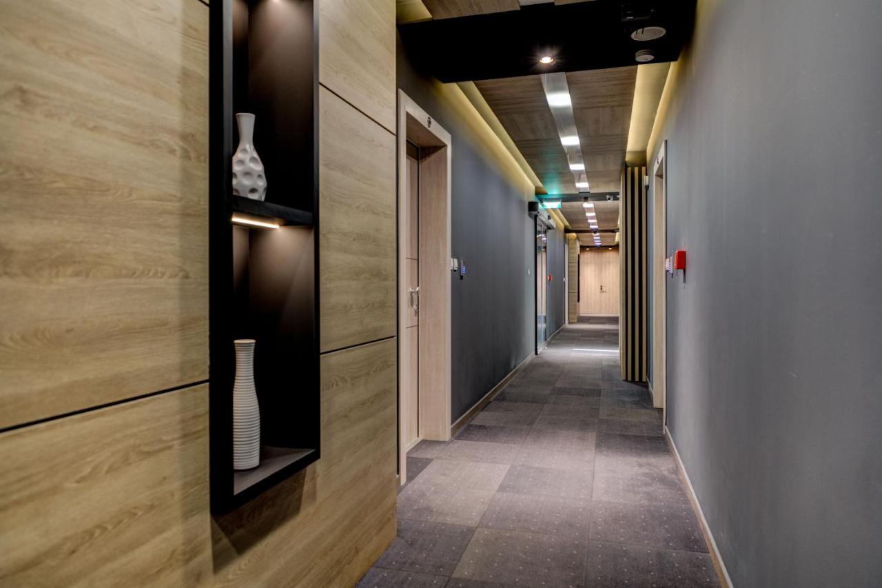 Apart Compliment Podgorica Exterior photo